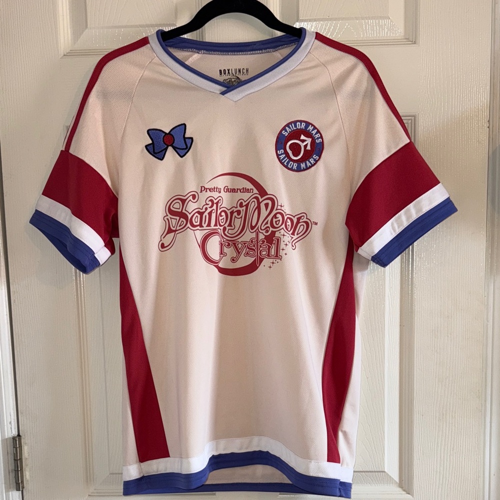 BOXLUNCH Sailor Mars Jersey